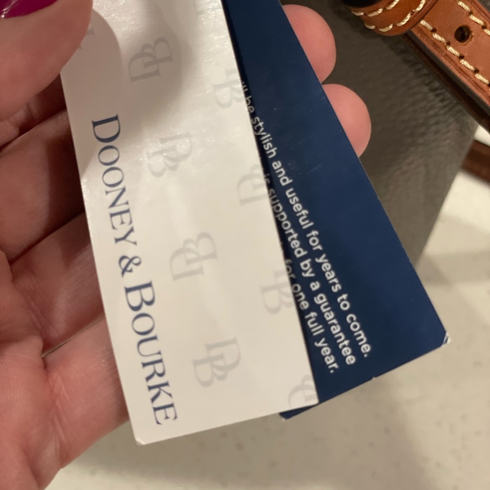 Dooney & Bourke Handbag 👜 - Picture 9 of 10